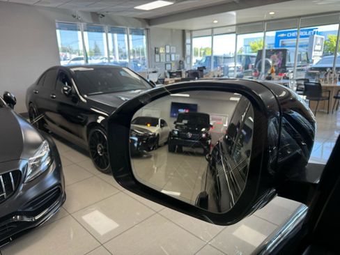 Used 2018 Land Rover Range Rover HSE image 34