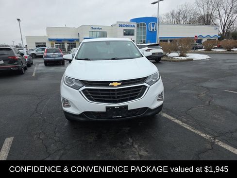 Used 2019 Chevrolet Equinox LT image 2