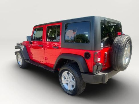 Used 2014 Jeep Wrangler Unlimited Sport w/ Quick Order Package 24S AWD/4WD image 4