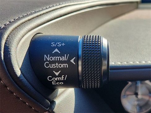 Used 2018 Lexus LS 500 AWD image 26