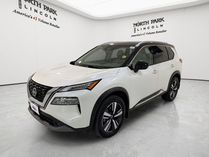 Used 2021 Nissan Rogue SL w/ Premium Package
