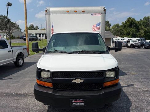 Used 2014 Chevrolet Express 3500 Extended RWD image 3