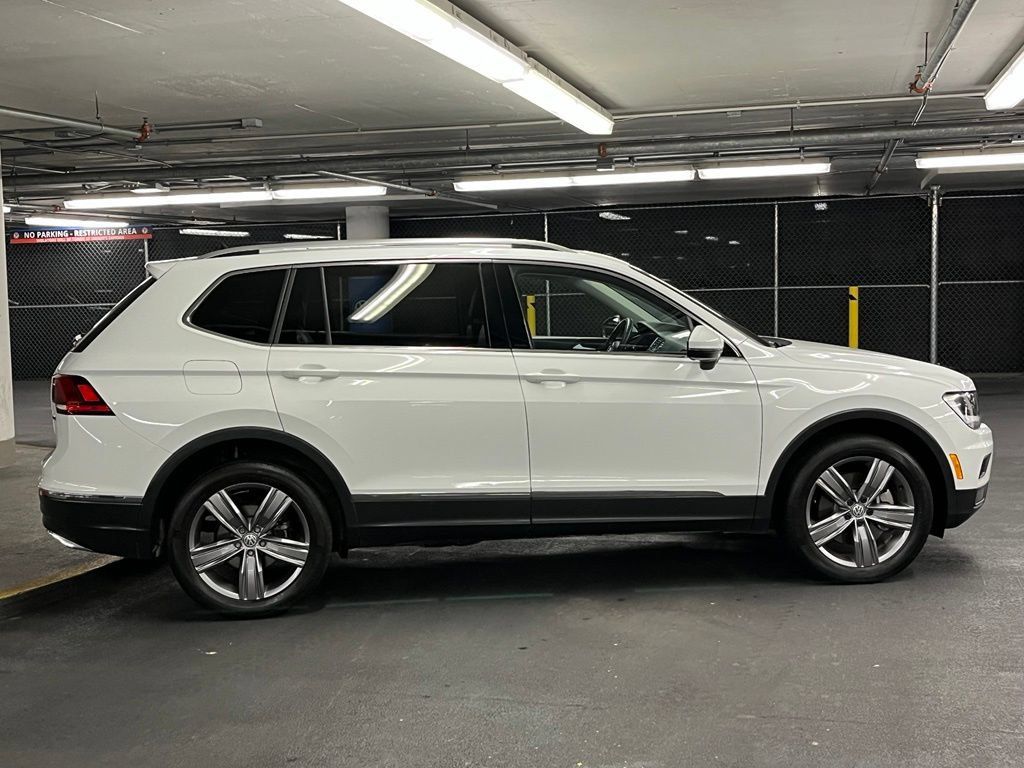 Used 2021 Volkswagen Tiguan SEL w/ 2-Row Tiguan MDO Package AWD/4WD image 40