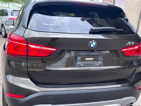 Used 2017 BMW X1 sDrive28i FWD image 5