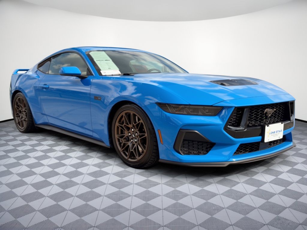 Used 2025 Ford Mustang GT Premium w/ GT Performance Package RWD image 7
