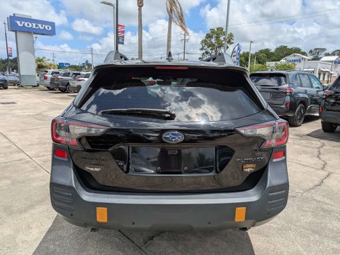 Certified 2022 Subaru Outback Wilderness AWD/4WD image 5