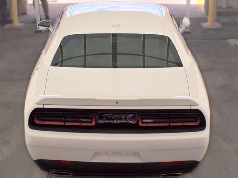 Used 2019 Dodge Challenger GT w/ Plus Package RWD image 5