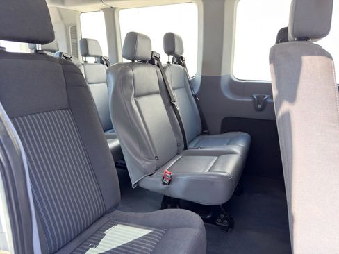Used 2019 Ford Transit 350 XL image 20