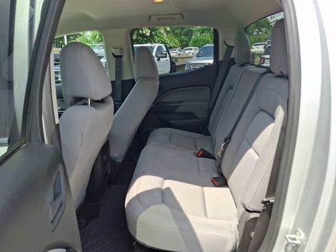 Used 2016 Chevrolet Colorado W/T w/ WT Convenience Package AWD/4WD image 8