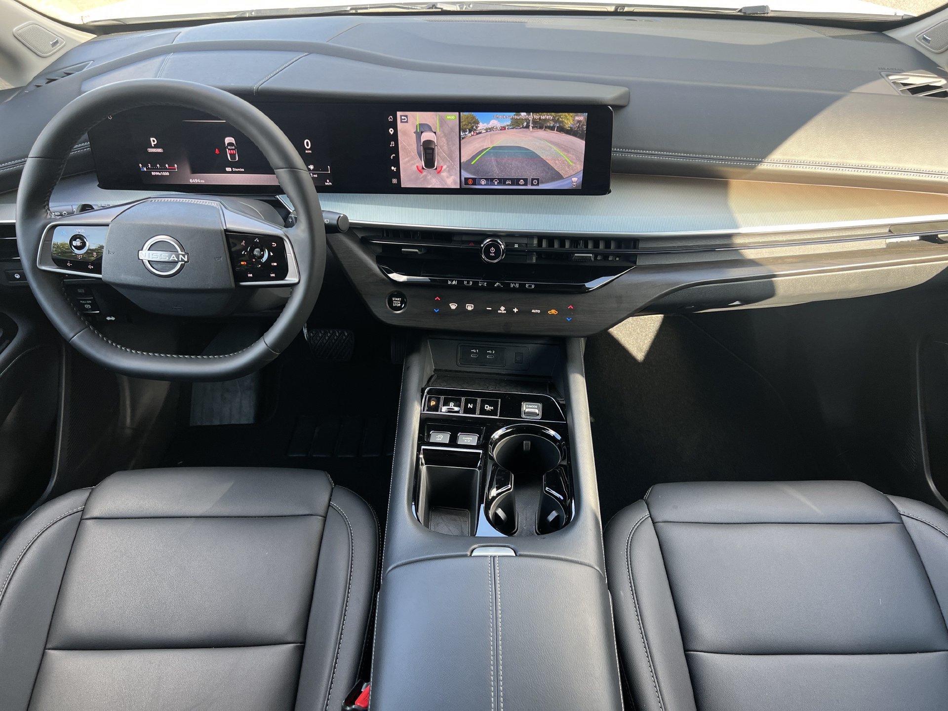 Used 2025 Nissan Murano SL AWD/4WD image 2