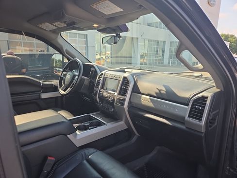 Used 2020 Ford F350 Lariat w/ Lariat Ultimate Package AWD/4WD image 9