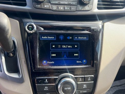 Used 2014 Honda Odyssey EX image 33