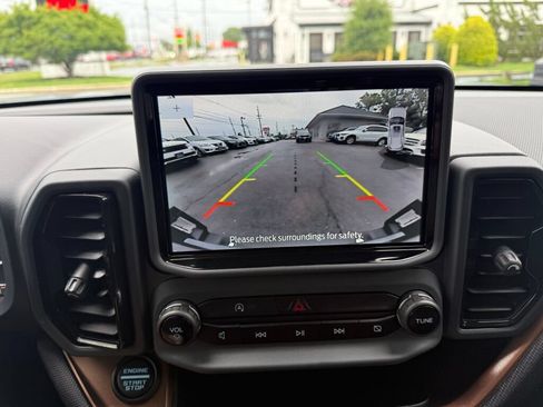 Used 2022 Ford Bronco Sport Outer Banks w/ Tech Package AWD/4WD image 18