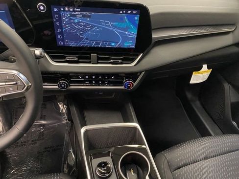 New 2026 Chevrolet Equinox LT image 25