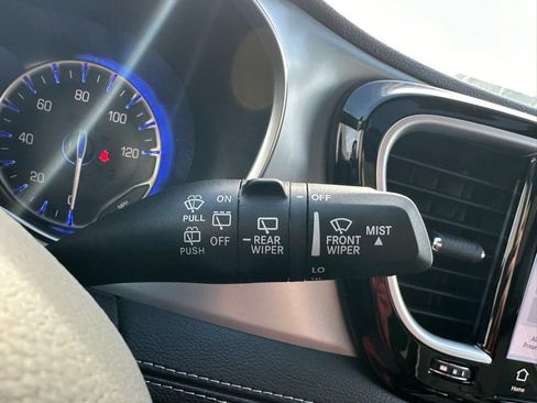 New 2026 Chrysler Pacifica Limited w/ S Appearance Package image 25