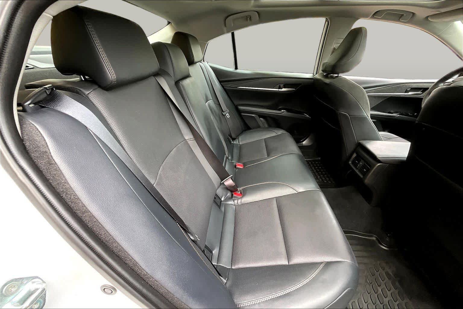 Certified 2025 Toyota Camry XLE w/ Premium Package AWD/4WD image 18