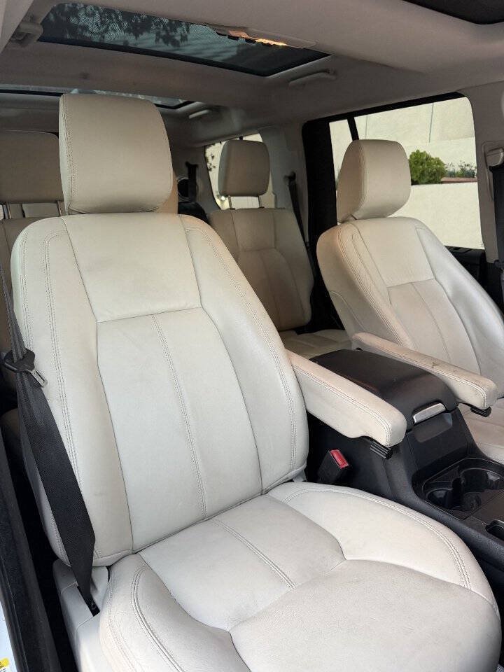 Used 2015 Land Rover LR4 HSE LUX AWD/4WD image 17