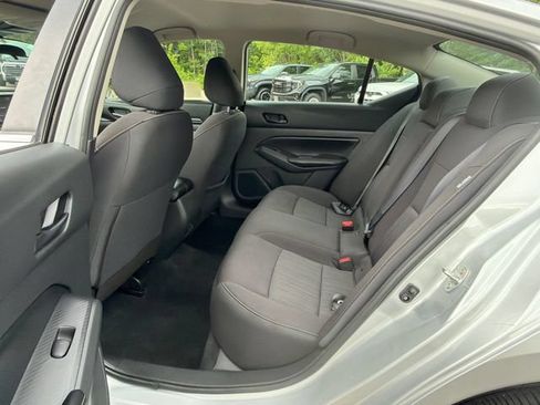 Used 2024 Nissan Altima 2.5 SV AWD/4WD image 17