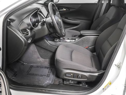 Used 2022 Chevrolet Malibu RS FWD image 21