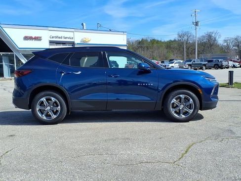 Used 2023 Chevrolet Blazer LT w/ Convenience Package AWD/4WD image 6