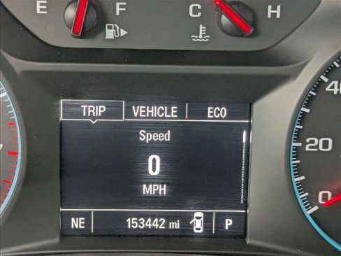 Used 2018 Chevrolet Malibu LT w/ LPO, Convenience Package 2 image 11