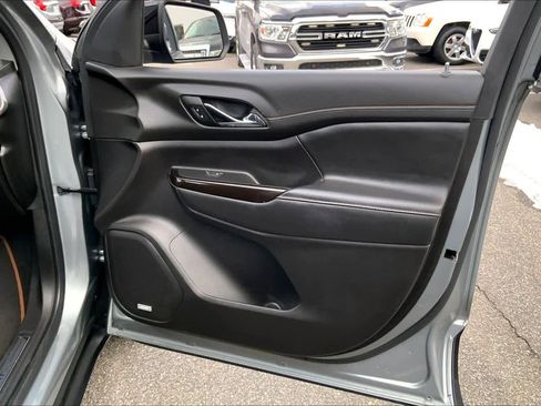 Used 2023 GMC Acadia AT4 w/ Technology Package image 21