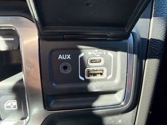 Used 2022 Jeep Wrangler Sport AWD/4WD image 24