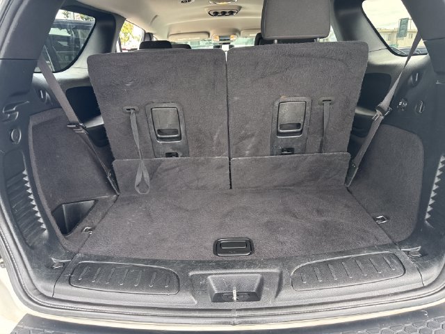 Used 2020 Dodge Durango SXT w/ 3rd Row Seating Group RWD image 22