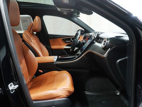 Used 2023 Mercedes-Benz GLC 300 4MATIC image 14