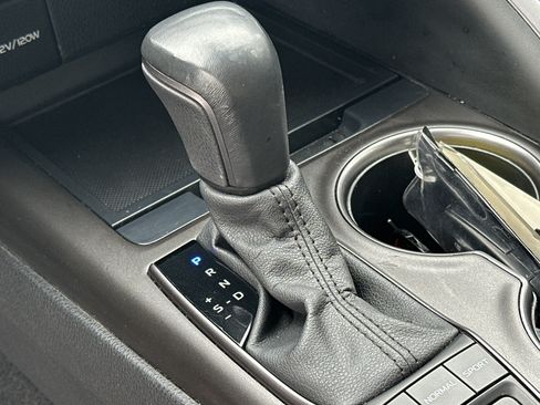 Used 2023 Toyota Camry SE w/ Protection Package (Q2) (TMS) FWD image 24