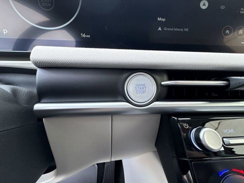 New 2026 Hyundai Tucson Limited image 15