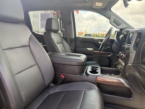 Used 2021 Chevrolet Silverado 1500 LT Trail Boss w/ Convenience Package II image 34