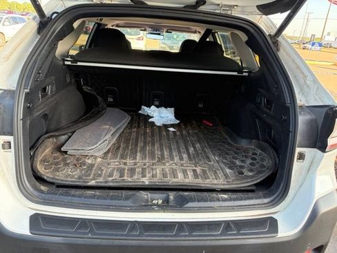 Used 2024 Subaru Outback Touring AWD/4WD image 24