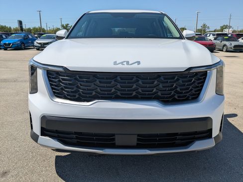New 2026 Kia Sorento LX FWD image 3