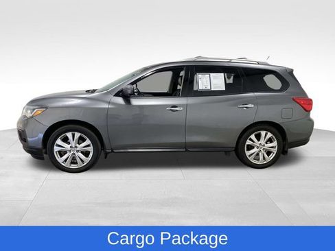 Used 2018 Nissan Pathfinder SL w/ SL Premium Package image 2