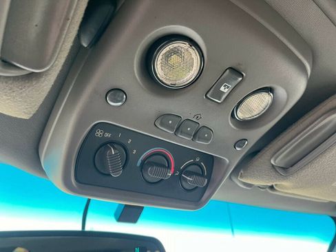 Used 2002 Chevrolet Tahoe Z71 image 22