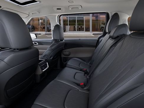 New 2026 Kia Carnival SX FWD image 18