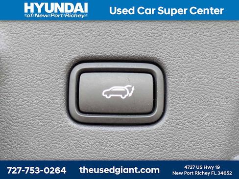 Used 2024 Hyundai Palisade SEL w/ Premium Package AWD/4WD image 14