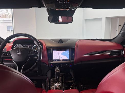 Used 2021 Maserati Levante GranSport image 34