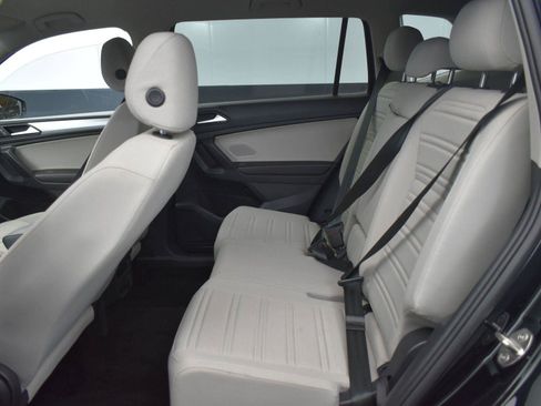 Used 2023 Volkswagen Tiguan S image 11