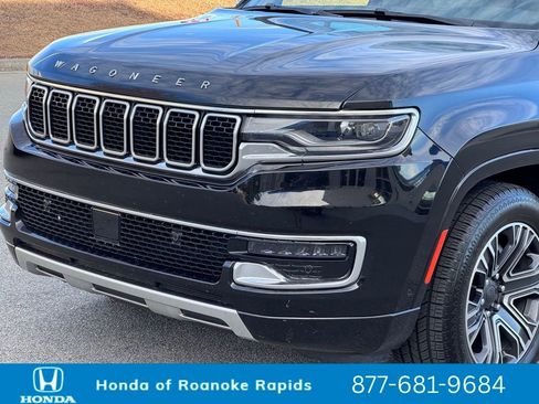 Used 2024 Jeep Wagoneer L Series II w/ Flexible Seating Group image 37