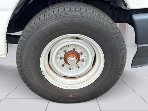 Used 2023 Ford E-350 and Econoline 350 Super Duty w/ Power Windows & Locks Group RWD image 9