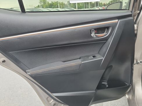 Used 2014 Toyota Corolla LE FWD image 10