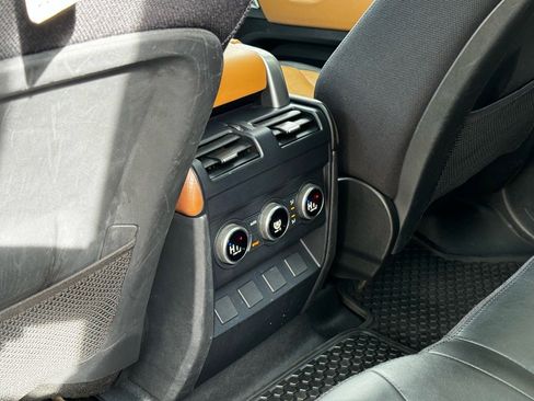 Used 2023 Land Rover Defender 130 X image 19