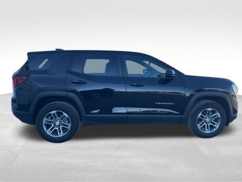 Used 2025 GMC Terrain Elevation image 9