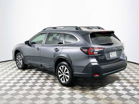 Certified 2025 Subaru Outback Premium image 5