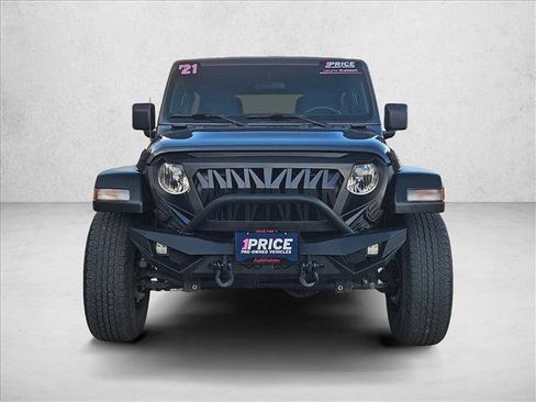 Used 2021 Jeep Wrangler Unlimited Sport AWD/4WD image 2