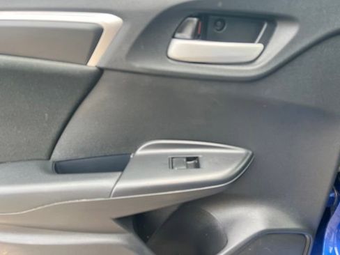 Used 2019 Honda Fit LX image 24