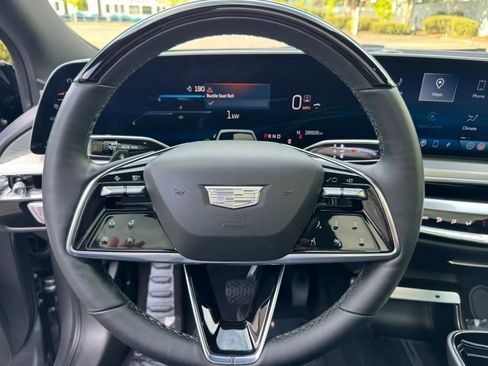 Used 2023 Cadillac Lyriq AWD image 30