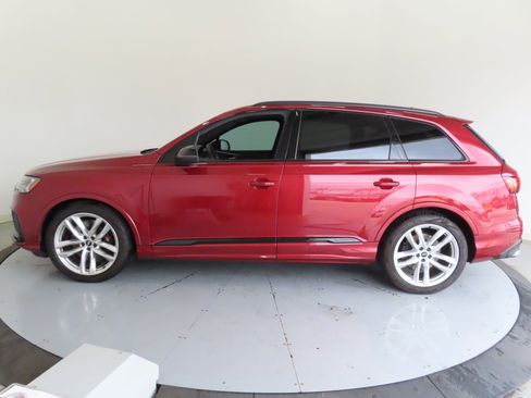 Used 2020 Audi SQ7 Premium Plus w/ SQ7 Black Optic Package image 9